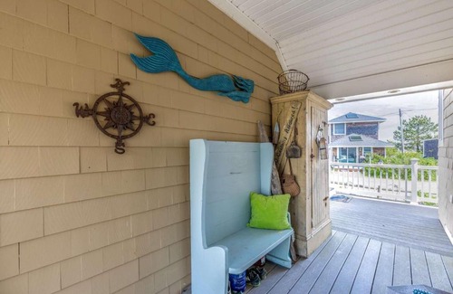 Newburyport House | Luney Dunes Penthouse