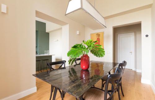 Santo Spirito Apartment | Lungarno marvelous apartment with private parking