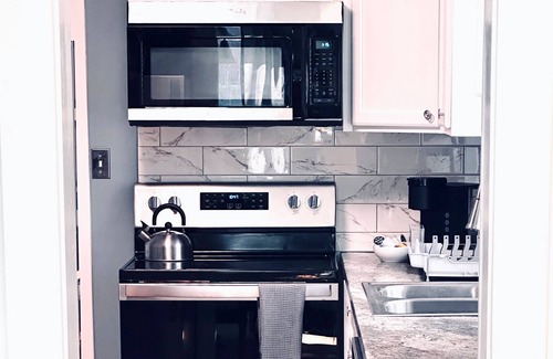 Luray Apartment | Luray Downtown/Hot Tub/Game Room/Firepit
