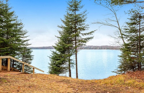Conover House | Lured Den - Completely Renovated Lakefront Cottage w/ Private Dock, Laundry, AC