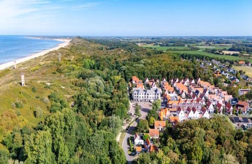 Sint-Annaland House | Lush apartment with water views