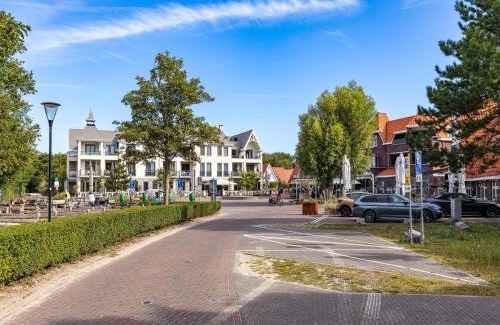 Sint-Annaland House | Lush apartment with water views
