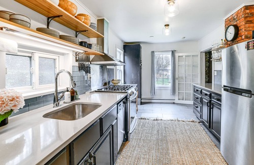 Livingston Manor House | Lush, Charming 1800’s Farmhouse on Secluded Oasis!
