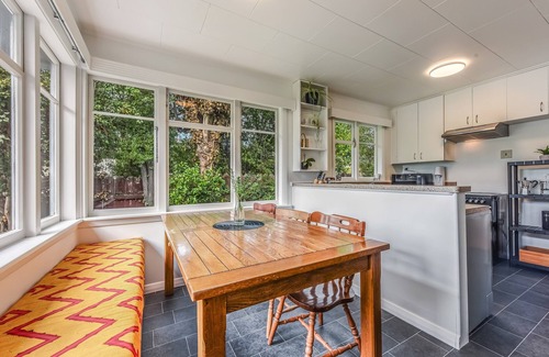 Blenheim House | Lush Oasis - Blenheim Holiday Home