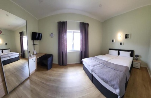 Kernstadt Hotel | Lutz Motel