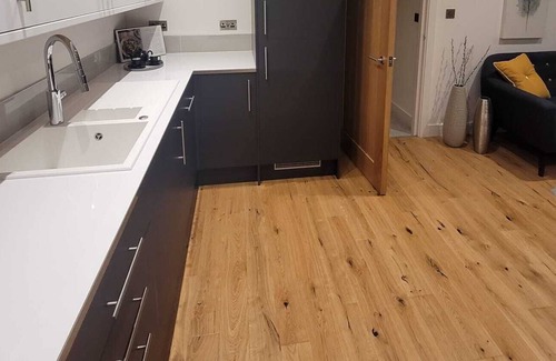 Wainscot Apartment | Lux 2 Bed Flat In The Heart Of Rochester