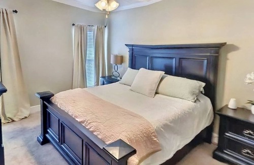 Gonzales House | Lux 3 bedroom near lsu and southern only 75.00 Cleaning fee