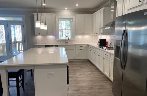 Douglasville House | Lux 3500 sq ft shared common area with 3-bedroom with smartkey deadbolt; desk