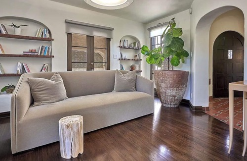 Greater Wilshire - Hancock Park House | Lux 4BR Historic Spanish Villa in Hancock Park!