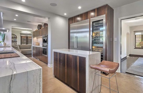 Greater Wilshire - Hancock Park House | Lux 4BR Historic Spanish Villa in Hancock Park!
