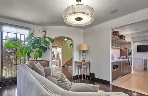 Greater Wilshire - Hancock Park House | Lux 4BR Historic Spanish Villa in Hancock Park!