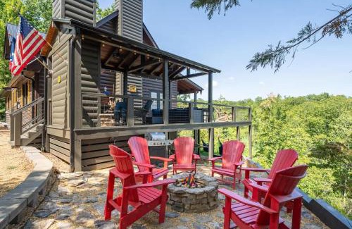 Necowa Cove House | Lux 5Br Lake & Mtn View Hot Tub Firepit Game Rm