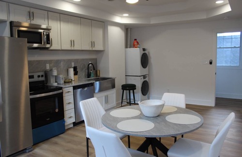 Old Fourth Ward Condo | Lux Apt in Midtown, Restaurants/Fun Social Spots, Atl & $150 in activities included!