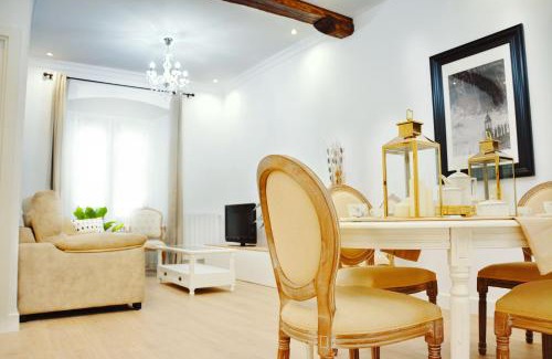 Uribarri Apartment | LUX CITYHALL + PARKING