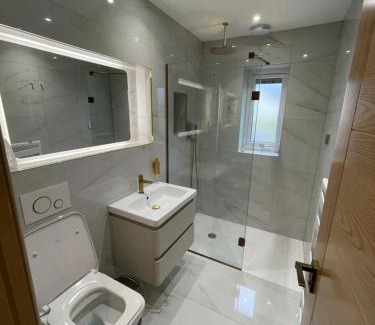 Blackburn House | Lux Cottage