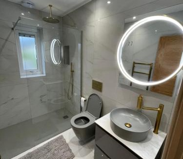 Blackburn House | Lux Cottage