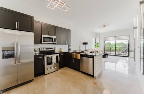 Fort Lauderdale Apartment | Lux Design Apartment near beach