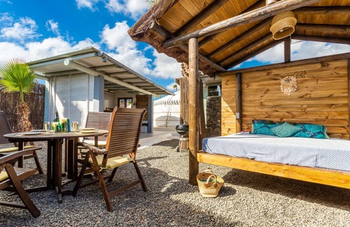 Haria Apartment | Lux Eco Chiquitita Yurt, Pool, 300mt to Beach, Play Park, Sea View