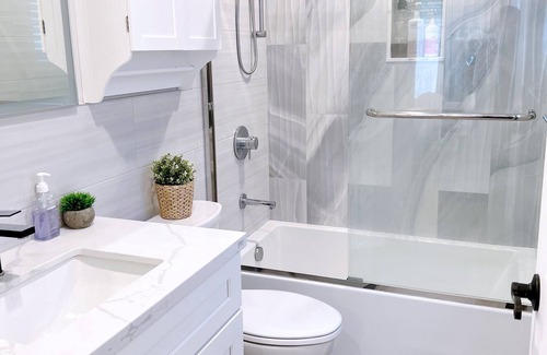 Daly City Apartment | Lux Entire 3 bedrooms & 2 bathrooms apartment near SF!