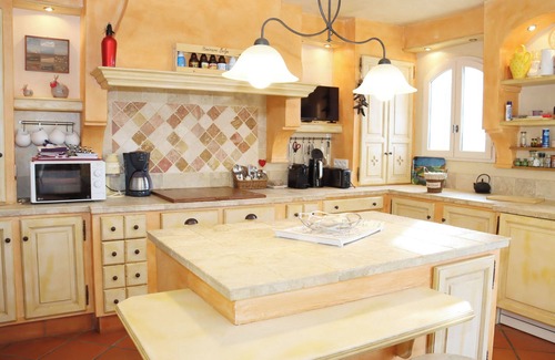 Saint-Michel-l'Observatoire House | Luxurious villa in the South of France, equipped with 4 suites