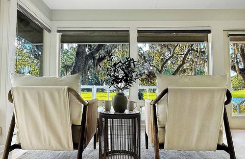 Okatie House | Lux King Bed, Free Daily Golf, Heated/Cooled Pools, Free Bikes, Parris Is, Gated