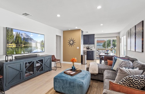 Panorama City House | LUX - LA Relaxing Oasis w/HotTub, Gym, & Workspace - Van Nuys