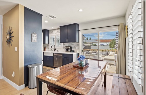 Panorama City House | LUX - LA Relaxing Oasis w/HotTub, Gym, & Workspace - Van Nuys