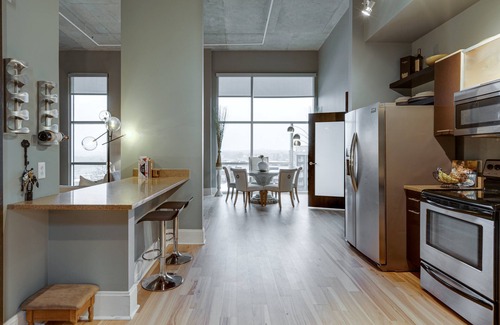 East Nashville Condo | Lux living in this 6th floor condo located in East Nashville minutes to downtown