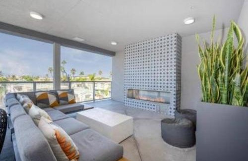 North Park Apartment | Lux North Park Gem King Beds Workspaces Parking