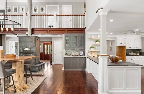Phoenixville House | Lux Retreat with Stunning Views & Ultimate comfort