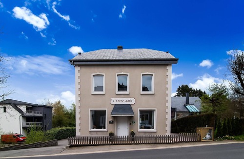 Walk Villa | Lux Stay for 22 in Waimes