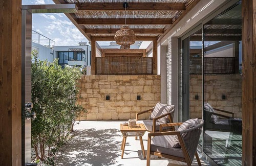 Daratsos House | Lux Suite with Jacuzzi Near Beach