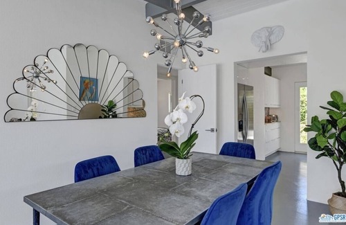 Racquet Club Estates House | LUX Vacation Pool 3BR Mid Mod, Mountain Views, Minutes from Dntwn Palm Springs