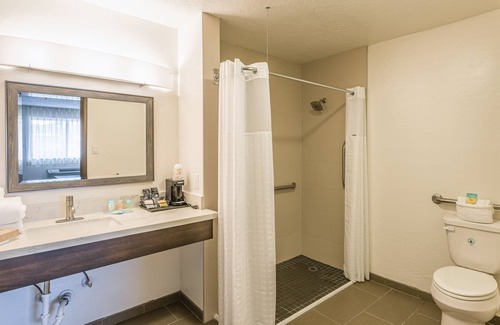 Cottonwood Hotel | Lux Verde Hotel