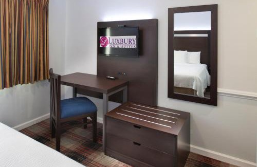Maryville Hotel | Luxbury Inn & Suites