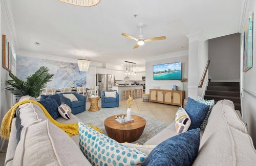 Ash House | LuxDesign/Ocean Views/Steps to Beach+Pier/Sleeps 20/Golf Bag Drop/HotTub/Pool