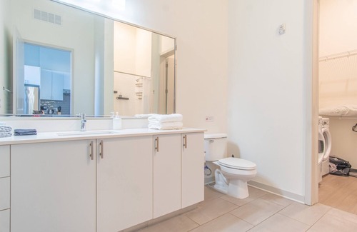 Butchertown Apartment | Luxe 1BR *Free Garage Parking* | Pool + Gym A