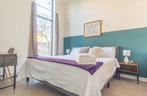 Butchertown Apartment | Luxe 1BR *Free Garage Parking* | Pool + Gym A