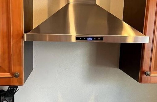 Tomah Apartment | Luxe 2 Bedroom! New Hot Tub!