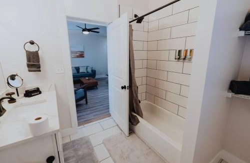 Soulard Apartment | Luxe 2BR Oasis Patio & Laundry Soulard