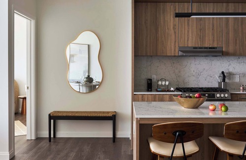 The Loop Apartment | Luxe 67th Flr 2BR: Endless Lake Views, Top Skydeck