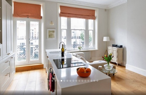 Avonmore and Brook Green Apartment | Luxe apartment in Kensington Olympia. Sleeps 2 (One bedroom)
