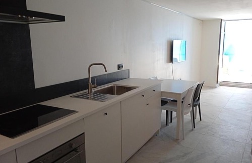 Langres Apartment | luxe appartement met home cinema