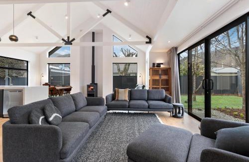 Arrowtown House | Luxe Arrowtown Home