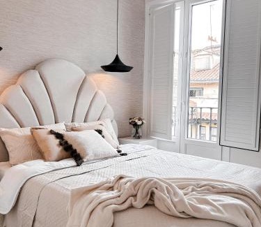 Malasana Apartment | Luxe at the Clouds of Madrid! Atico C Fuencarral