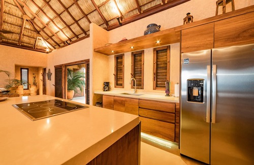 Santa Maria Huatulco Villa | Luxe Beach Villa in Exclusive Oceanfront Community