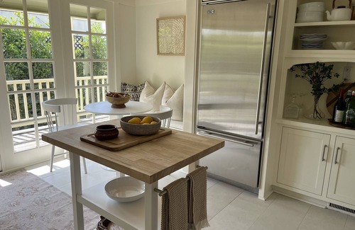 Lower Riviera House | Luxe Bungalow in the Haven-Wonderful Location Quiet/Serene