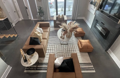 New Pathways House | Luxe Downtown Townhome with Rooftop Patio near Beale St