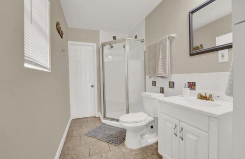 Lynn Haven House | Luxe Guest Suite Near The Emerald Coast of PCB
