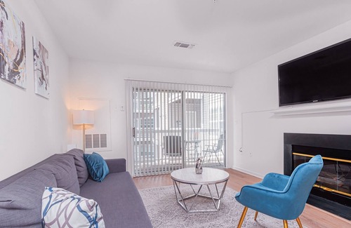 McLean Apartment | Luxe | Haven | Free-Parking